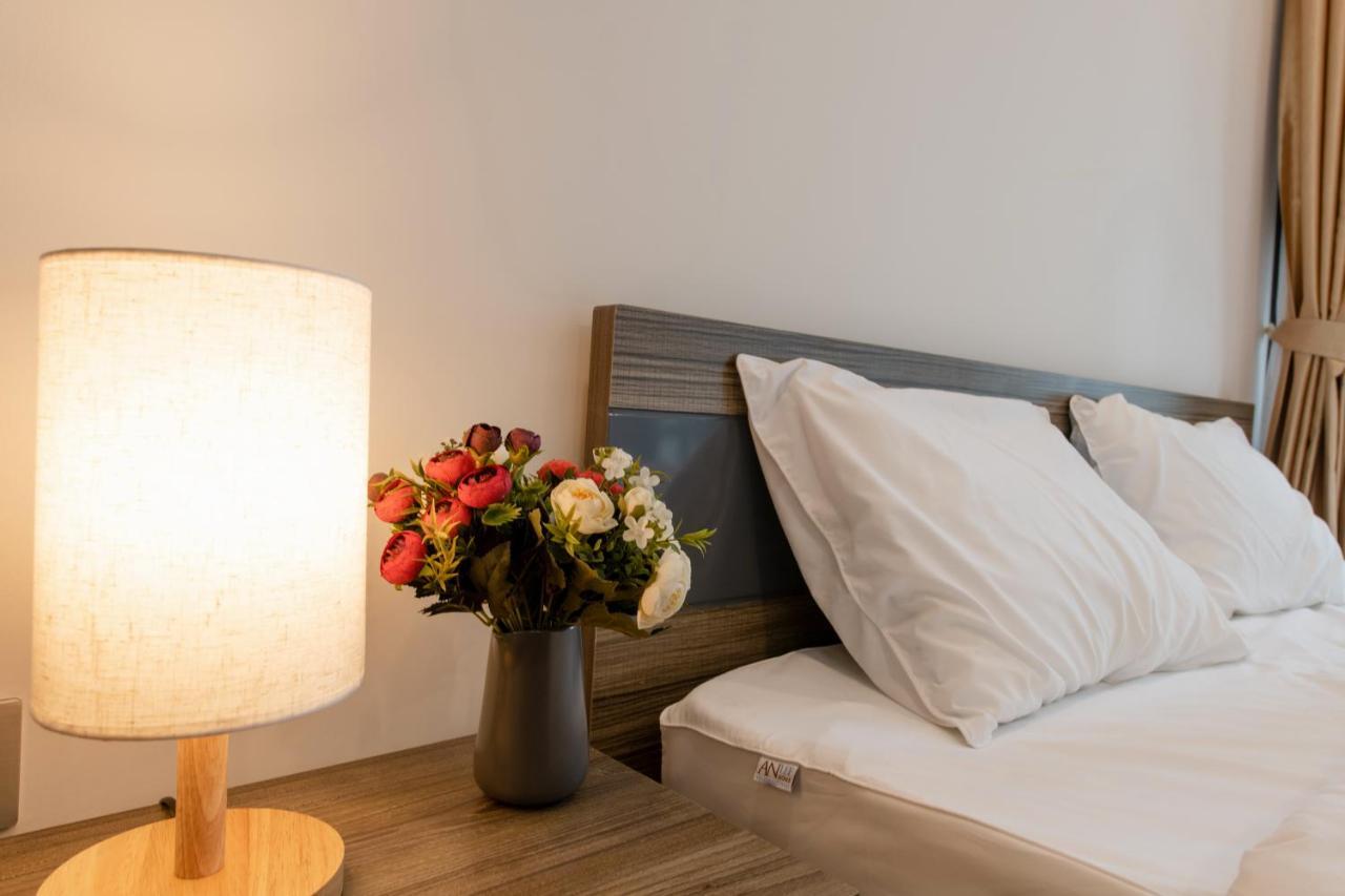 Hi-Home Suites - Vinhomes Metropolis Ханой Екстериор снимка