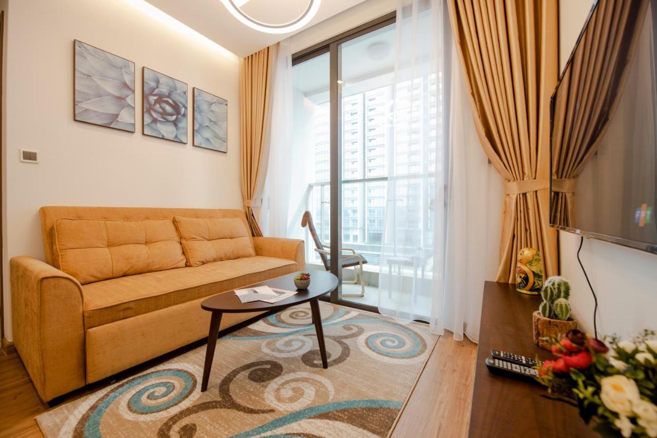 Hi-Home Suites - Vinhomes Metropolis Ханой Екстериор снимка