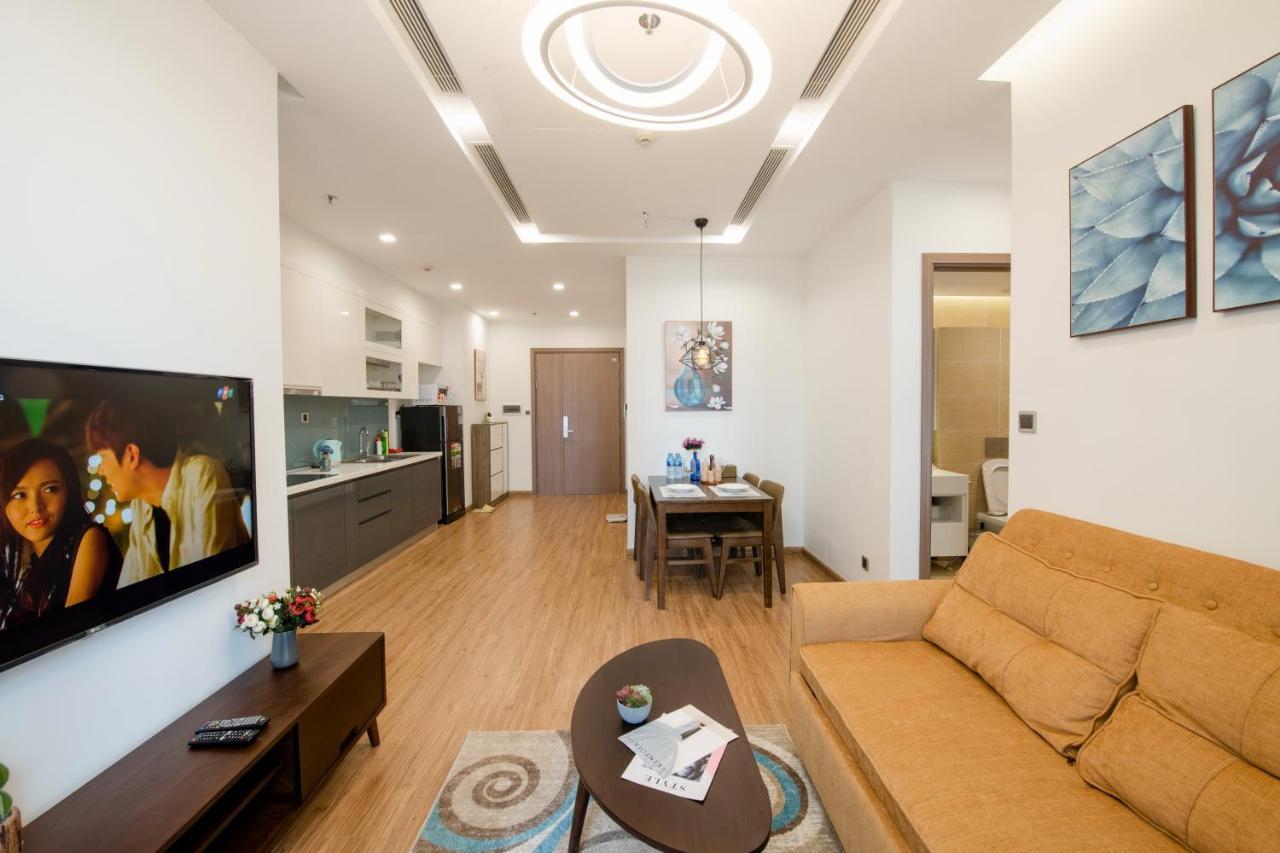 Hi-Home Suites - Vinhomes Metropolis Ханой Екстериор снимка